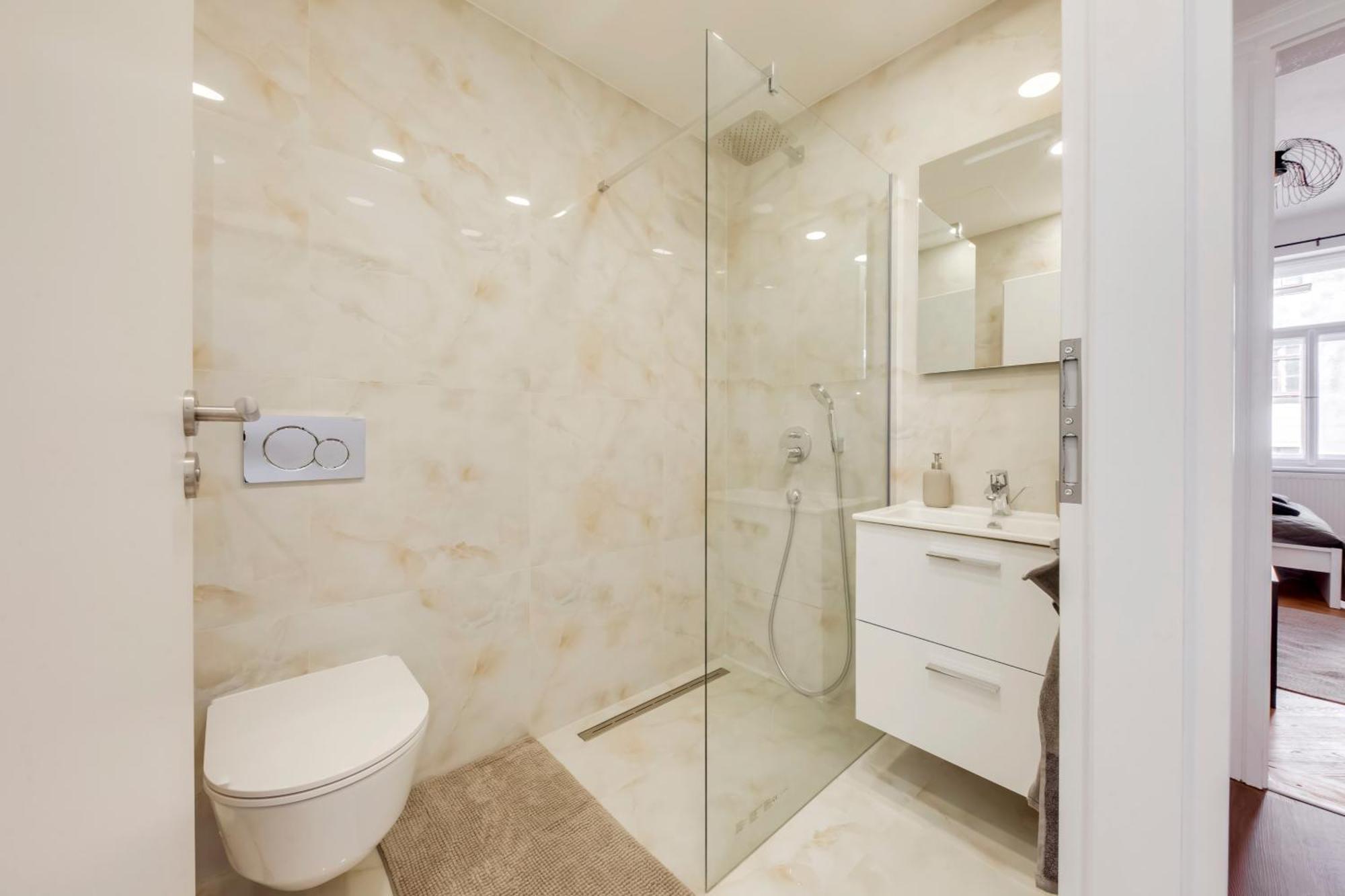 Apartment Premium Nearby Centre